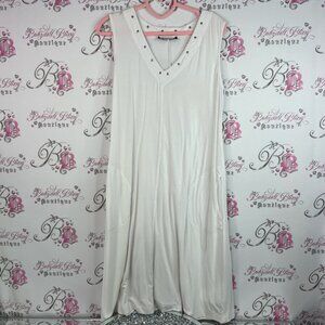 True essence dress studded neckline Chic White V-Neck Sleeveless dress